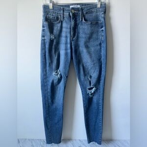 Women’s Levi jeans